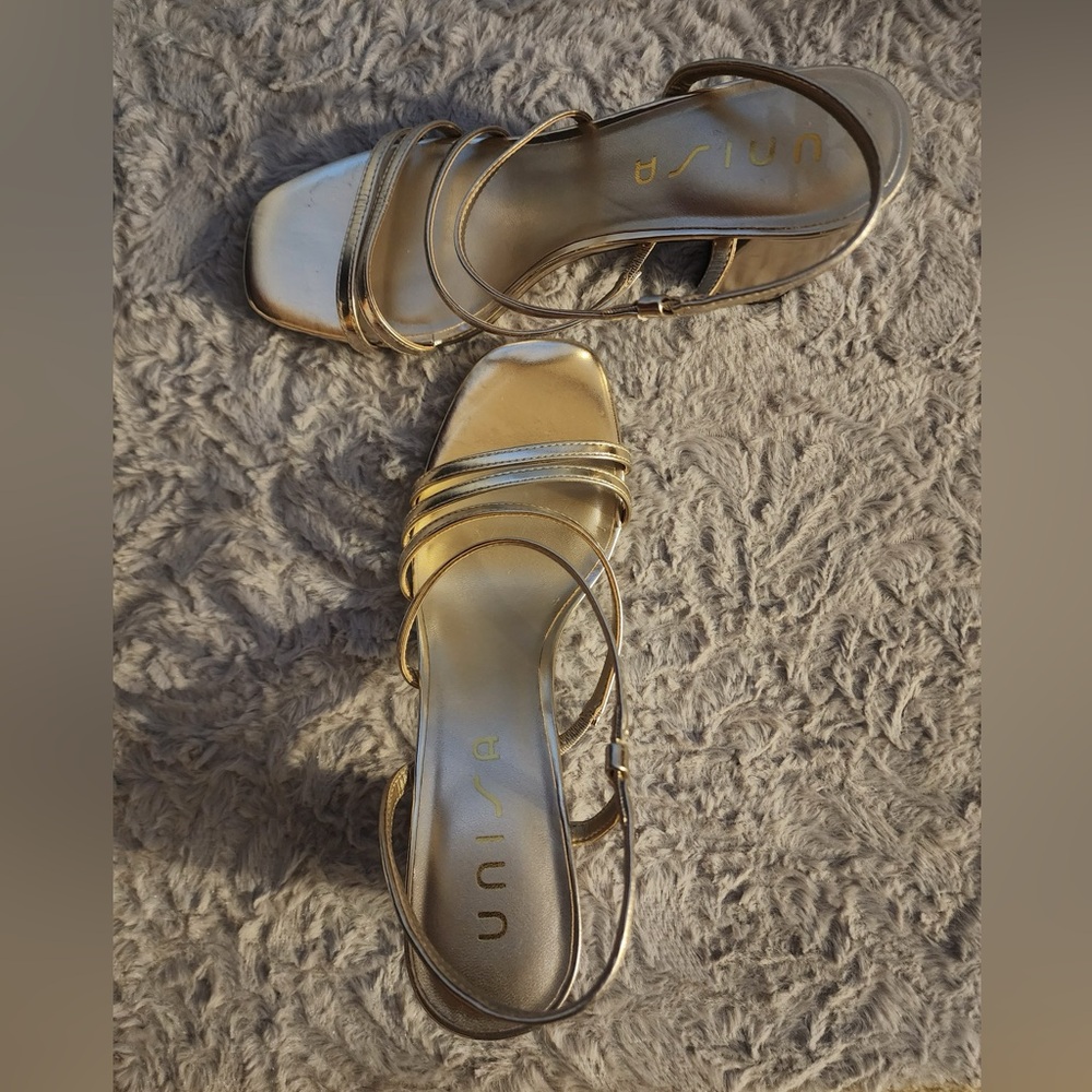 Unisa “Marie” Sandals, 9 1/2